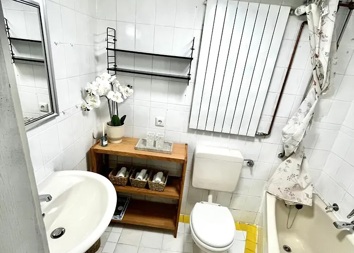 Bergsteigerzimmer Doktorberg ゲストハウス 3*